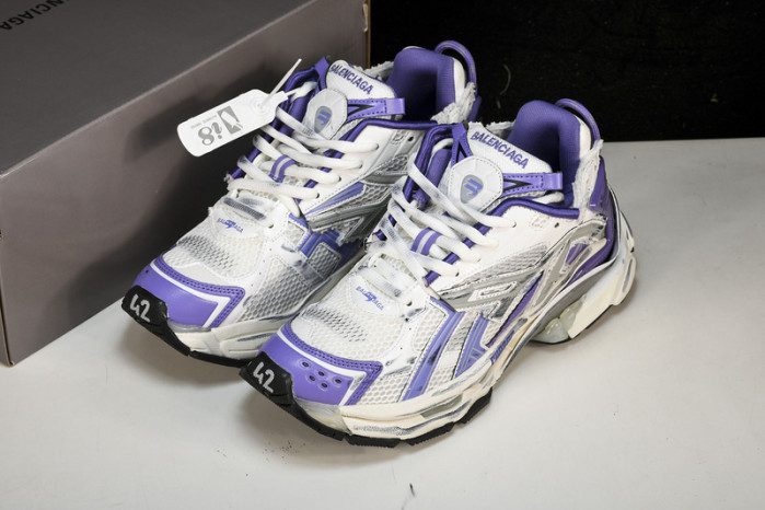 BLCG RUNNER   103013