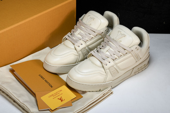 LV SNEAKER LOW 1122401 GREY
