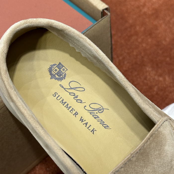 L0R0 P1ANA SNEAKER