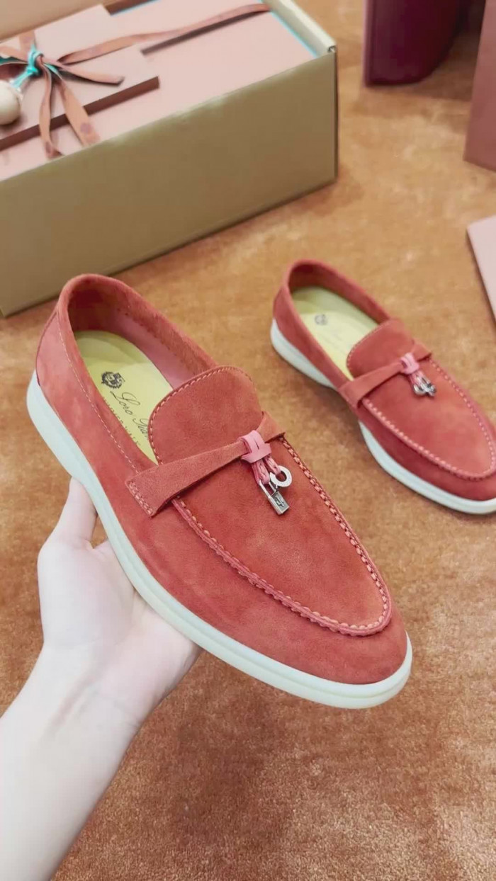 L0R0 P1ANA SNEAKER