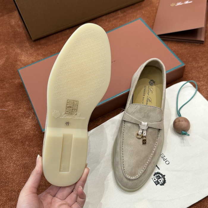 L0R0 P1ANA SNEAKER