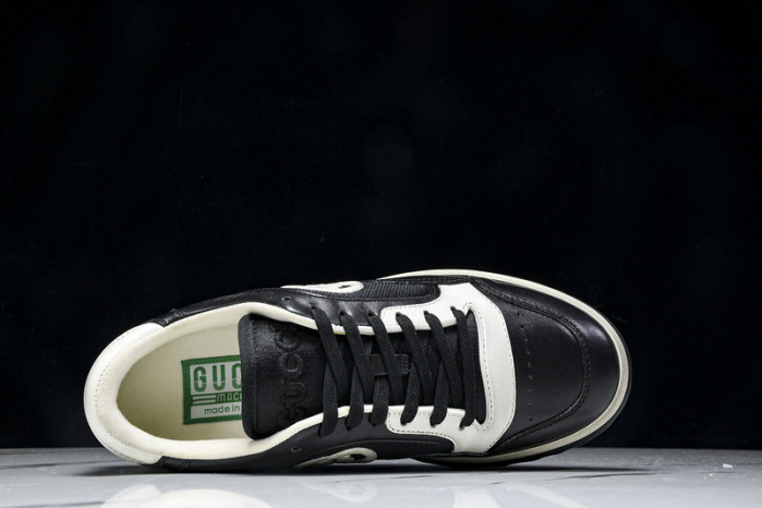 Gv*c sneaker
