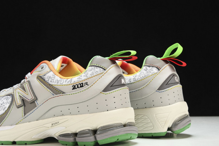 new Ba1an*e yeeshoes ml2002rgd