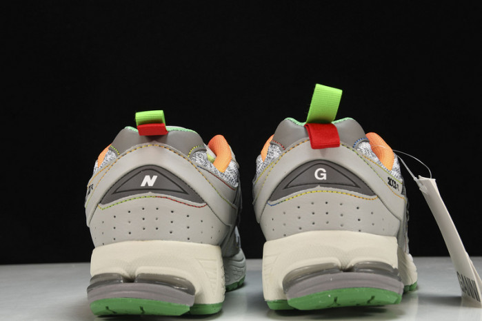 new Ba1an*e yeeshoes ml2002rgd