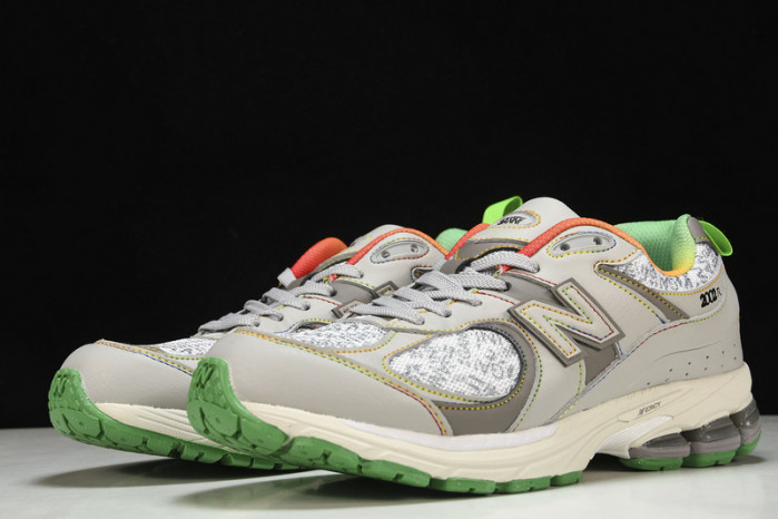 new Ba1an*e yeeshoes ml2002rgd