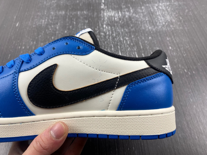 Travis Scott x Air Jordan 1 Low  DM7866-888