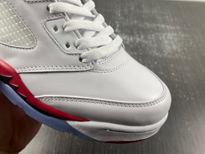 Air Jordan 5 “Fire Red”  136027-120