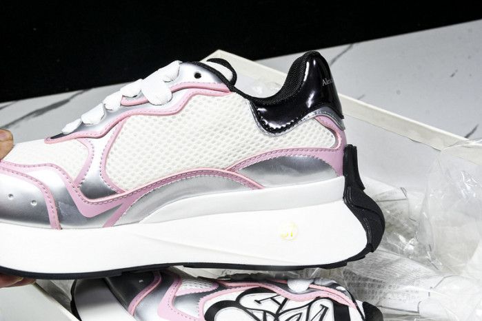 MQ Sneakers