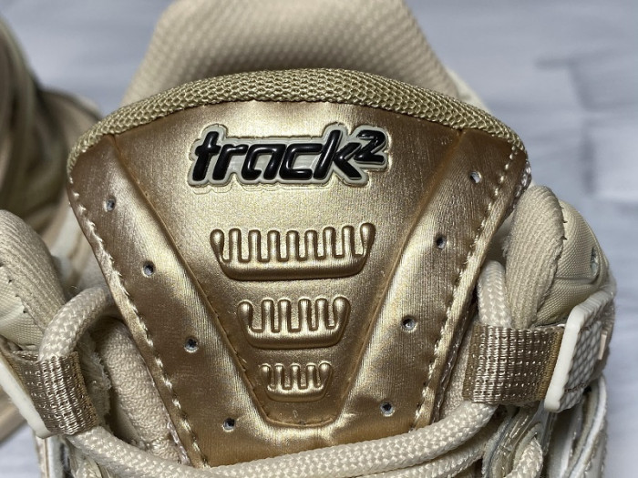 BLCG  Track TRAINER  Yeeshoes  220402
