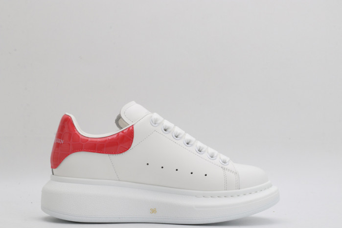 MQ Sneakers