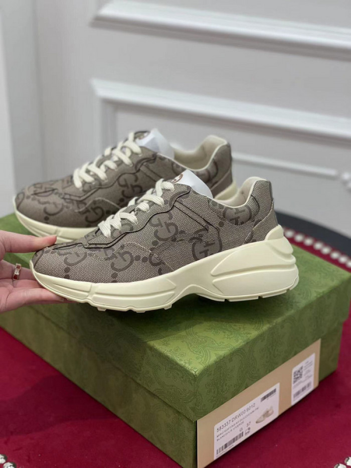 Gv*c  sneaker