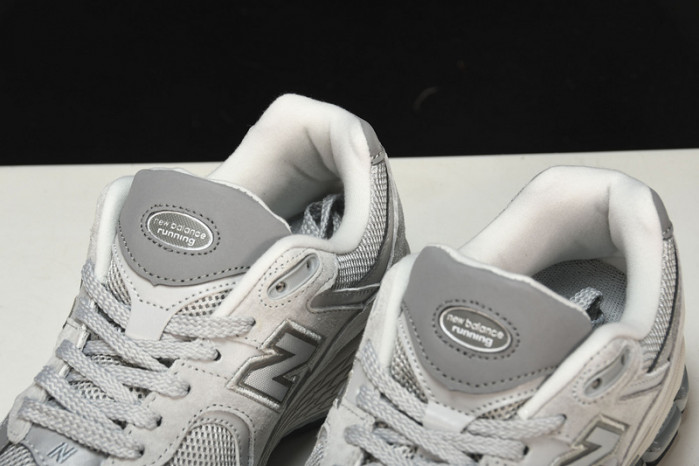 new Ba1an*e yeeshoes ml2002ro