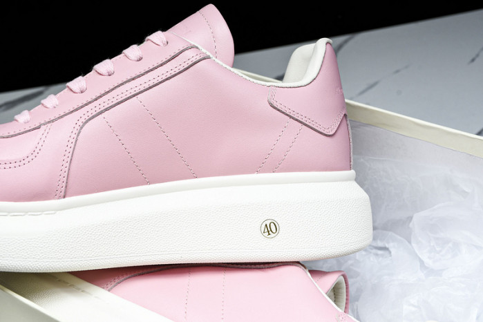 MQ Sneakers