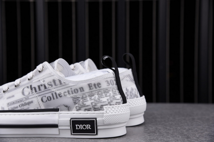 D10R B23 Sneakers Low Top