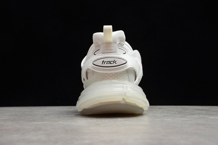 BLCG Track Trainer White 542436 W1GB1 7301