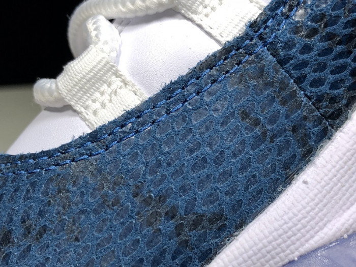Air Jordan 11 Low 