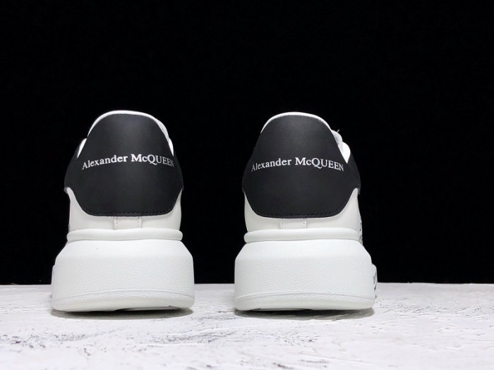 MQ Sneakers